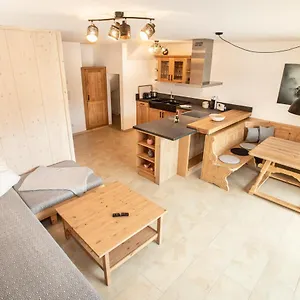 https://ferienwohnungen-zur-wally-apartment-sauba.com-bavaria.com