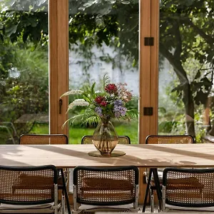 Huswell - Beautiful, Bright And Spacious In Vakantiehuis